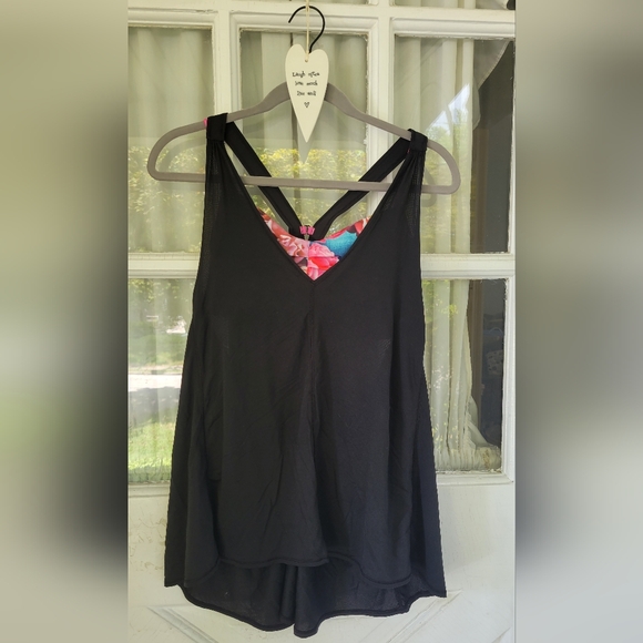 Lululemon workout top with attached floral bra size 8 - Picture 1 of 6